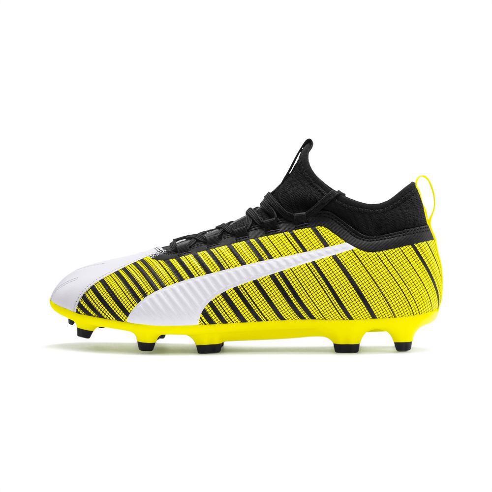 Puma ONE 5.3 FG/AG Férfi Focicipő - Fehér/Fekete/Sárga ( Hungary - RHJVS1768 )